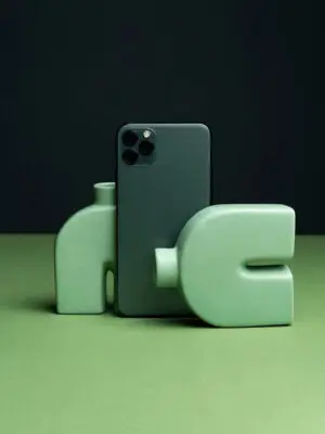 Smartphone Device with Monochrome